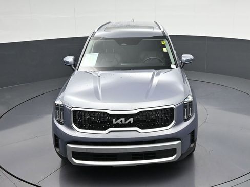 Used 2025 Kia Telluride EX FWD image 23