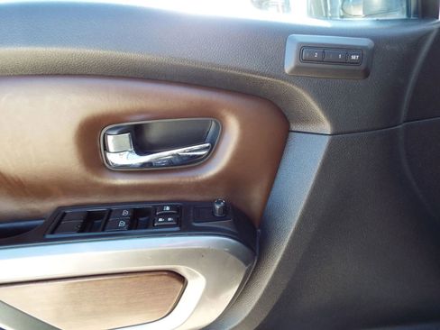 Used 2018 Nissan Titan Platinum Reserve w/ Platinum Utility Package image 26