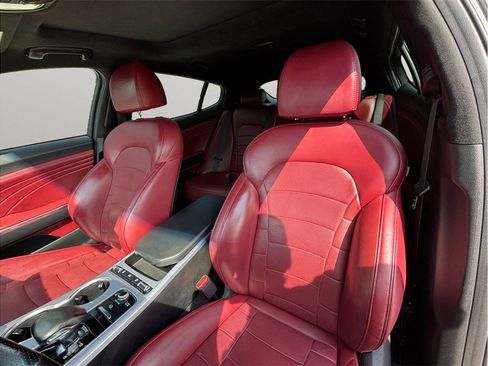 Used 2022 Kia Stinger GT2 image 21