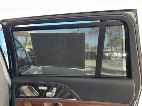 Used 2024 Mercedes-Benz GLS 63 AMG 4MATIC image 43