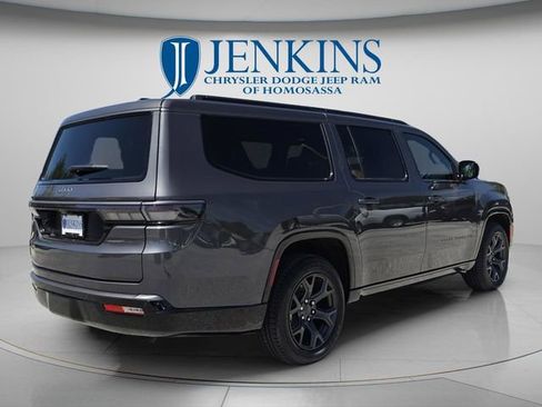 New 2026 Jeep Grand Wagoneer L Limited AWD/4WD image 5