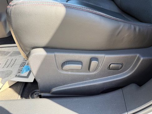 Used 2012 Nissan Rogue SL AWD/4WD image 15