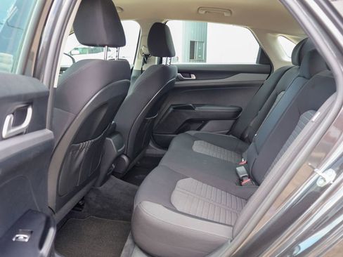 Used 2025 Kia K5 LXS FWD image 9
