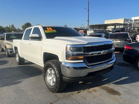 Used 2018 Chevrolet Silverado 1500 LT w/ All Star Edition RWD image 28