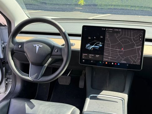 Used 2021 Tesla Model 3 Long Range AWD/4WD image 15