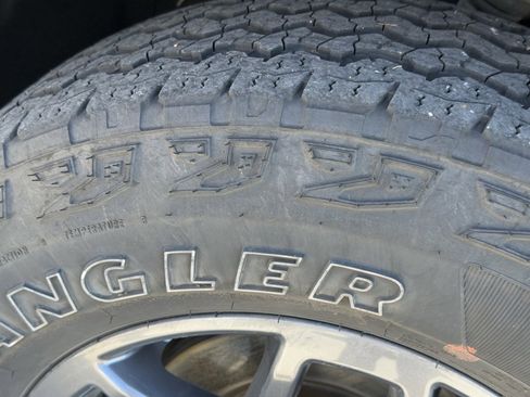 Used 2024 Ford Ranger XLT image 40