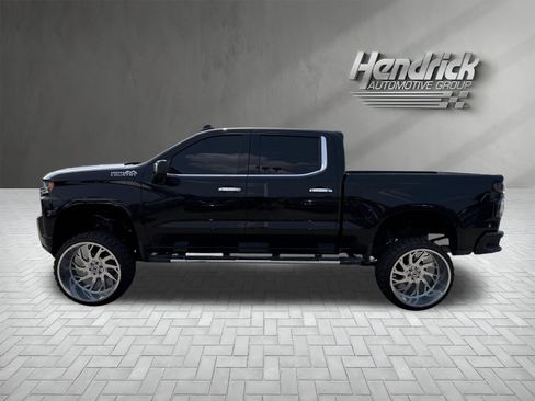 Used 2021 Chevrolet Silverado 1500 High Country w/ Technology Package AWD/4WD image 6