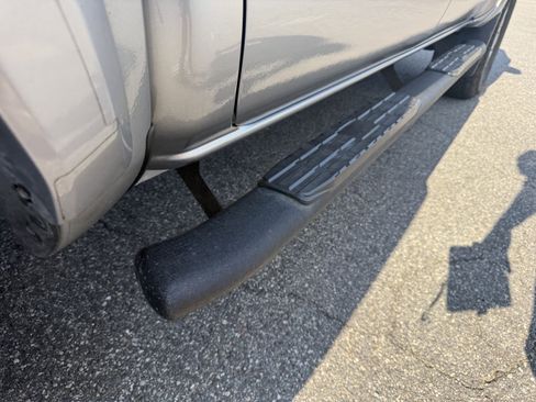 Used 2017 Toyota Tacoma SR5 w/ Tow Package image 30