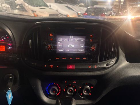 Used 2022 RAM ProMaster City Tradesman image 5