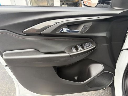 Used 2022 Chevrolet TrailBlazer RS image 12