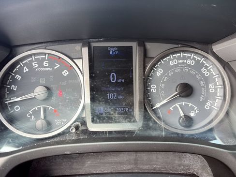 Used 2020 Toyota Tacoma TRD Sport RWD image 22