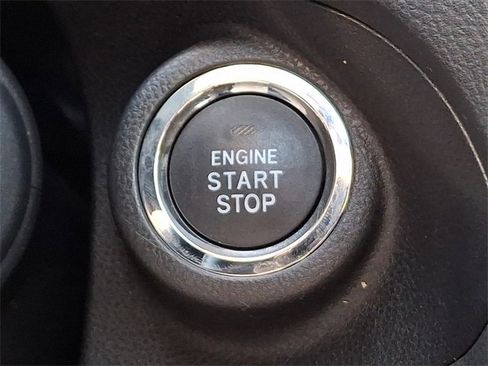 Used 2023 Subaru Forester Touring image 26