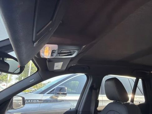 Used 2018 BMW X1 xDrive28i AWD/4WD image 2