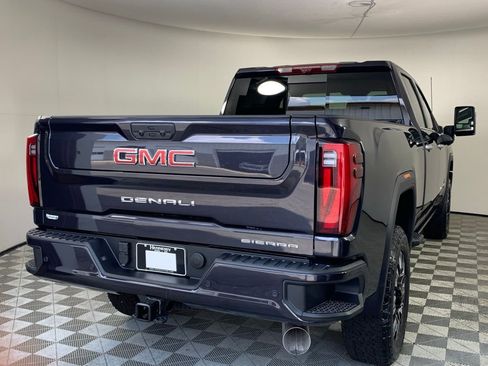 New 2026 GMC Sierra 2500 Denali w/ Denali Reserve Package image 8