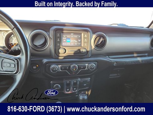 Used 2020 Jeep Wrangler Sport image 15