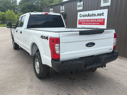 Used 2022 Ford F250 XL w/ Power Equipment Group AWD/4WD image 6
