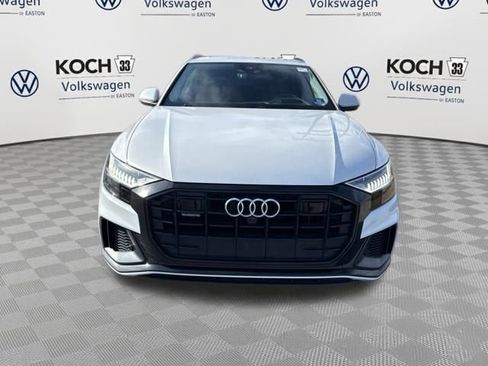 Used 2019 Audi Q8 Prestige w/ Luxury Package image 2