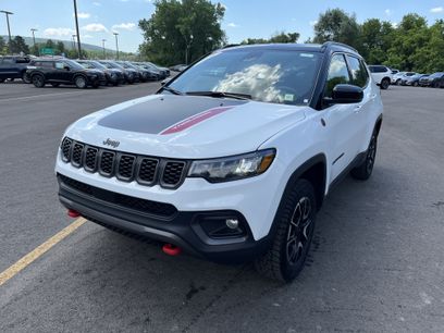 Used 2025 Jeep Compass Trailhawk