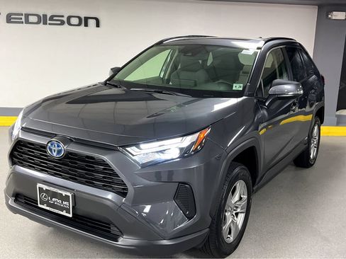 Used 2023 Toyota RAV4 XLE w/ Convenience Package AWD/4WD image 3