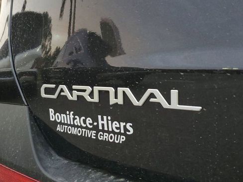 New 2026 Kia Carnival EX FWD image 6