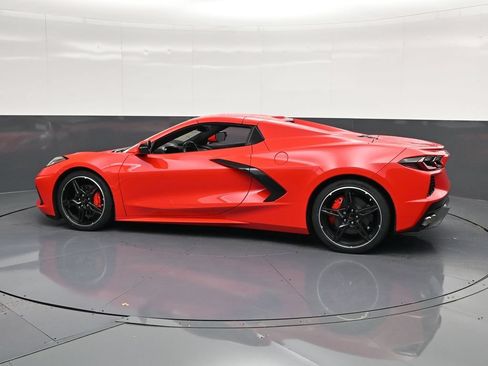 Used 2022 Chevrolet Corvette Stingray Convertible w/ 1LT RWD image 8