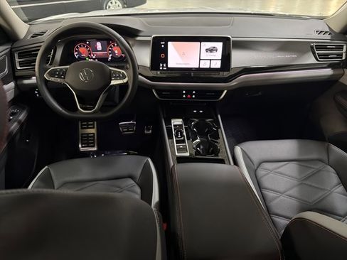 New 2026 Volkswagen Atlas Peak Edition AWD/4WD image 26