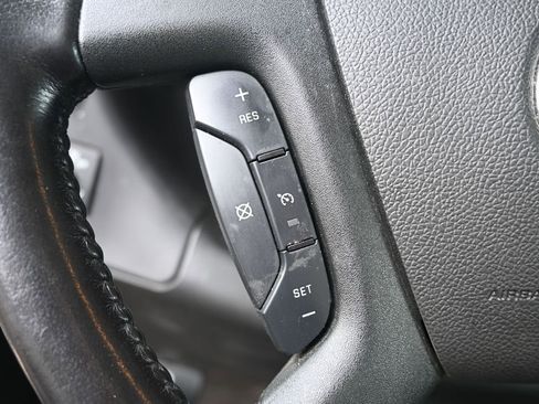 Used 2022 Chevrolet Express 3500 w/ Power Convenience Package RWD image 16