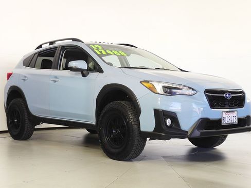 Used 2019 Subaru Crosstrek 2.0i Limited w/ Moonroof Package w/Navigation AWD/4WD image 4