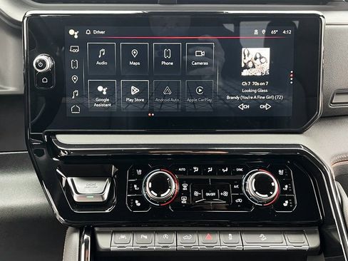 Used 2024 GMC Sierra 1500 AT4 w/ Technology Package image 22