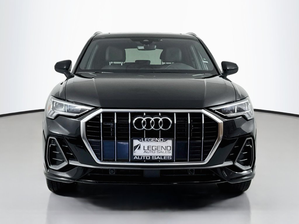 Used 2025 Audi Q3 2.0T Premium AWD/4WD image 3