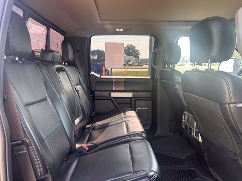 Used 2019 Ford F250 Lariat w/ Lariat Ultimate Package AWD/4WD image 17