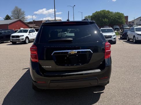 Used 2017 Chevrolet Equinox LT w/ Convenience Package FWD image 19