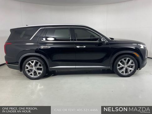 Used 2022 Hyundai Palisade SEL w/ Premium Package FWD image 5