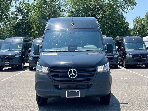 New 2025 Mercedes-Benz Sprinter 2500 image 6