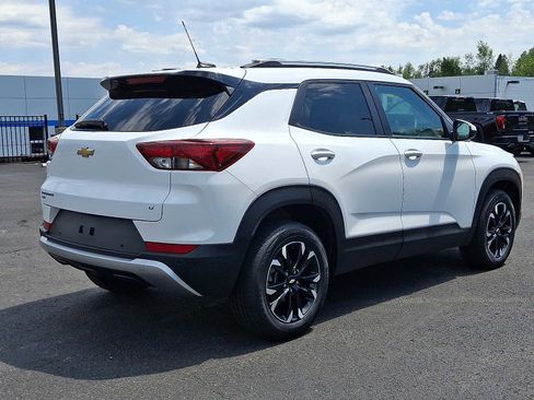 Used 2022 Chevrolet TrailBlazer LT w/ Convenience Package AWD/4WD image 6