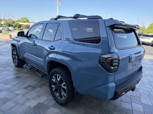 Used 2025 Toyota 4Runner TRD Sport Premium AWD/4WD image 4