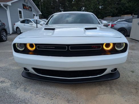 Used 2016 Dodge Challenger R/T Scat Pack w/ Leather Interior Group RWD image 2