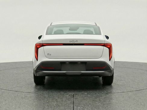 Used 2025 Kia K4 FWD image 7