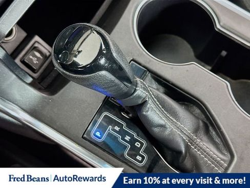 Used 2016 Toyota Camry LE FWD image 17
