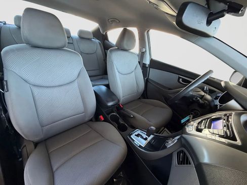 Used 2012 Hyundai Elantra GLS w/ Preferred Pkg 3 FWD image 21