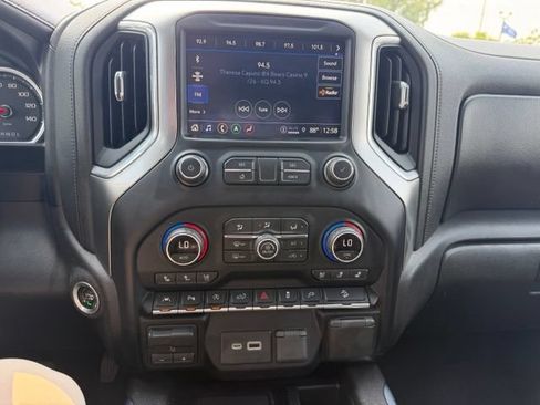 Used 2021 Chevrolet Silverado 1500 LTZ w/ LTZ Premium Package AWD/4WD image 16