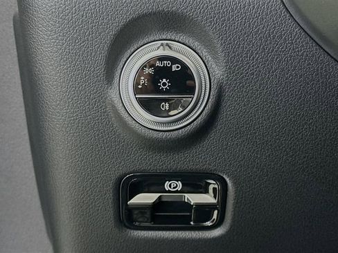New 2026 Mercedes-Benz CLE 300 4MATIC Cabriolet image 10