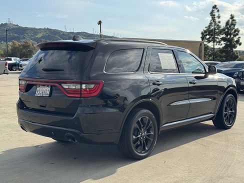 Certified 2025 Dodge Durango GT w/ Blacktop Package AWD/4WD image 6