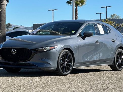 Used 2020 MAZDA MAZDA3 Hatchback w/ Premium Package image 8