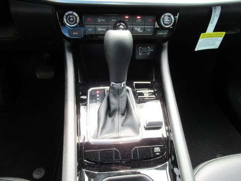 New 2026 Jeep Compass Limited AWD/4WD image 26
