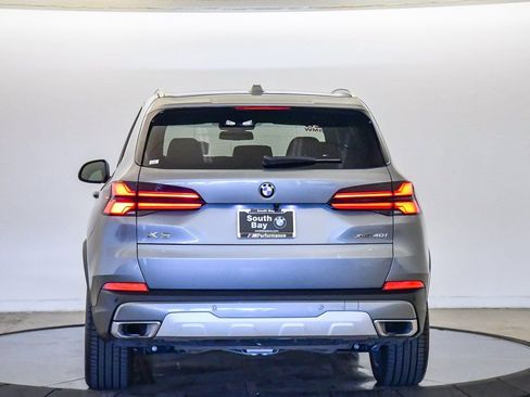 Used 2025 BMW X5 xDrive40i image 3