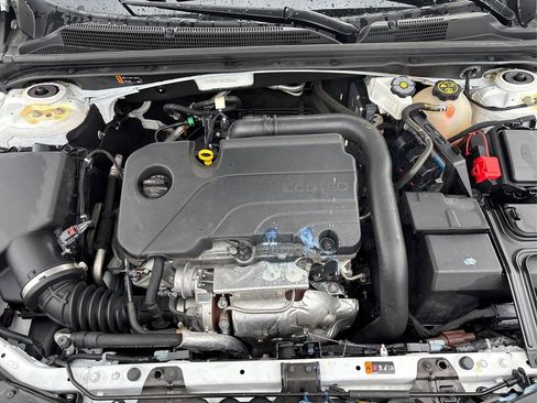 Used 2024 Chevrolet Malibu LT image 13