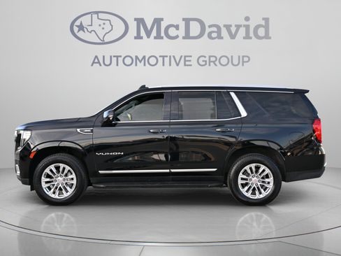 Used 2022 GMC Yukon SLT w/ SLT Premium Package AWD/4WD image 2