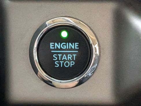 Used 2022 Ford Expedition XLT AWD/4WD image 36
