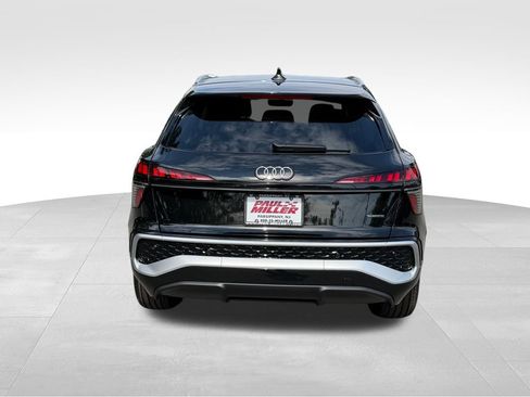 New 2026 Audi Q3 quattro 2.0T AWD/4WD image 6